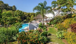 Casa adosada en venta en Istán