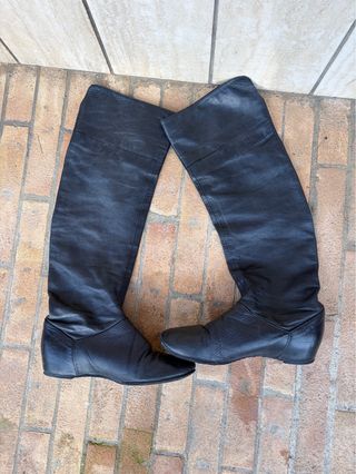 Stivali alti in pelle neri