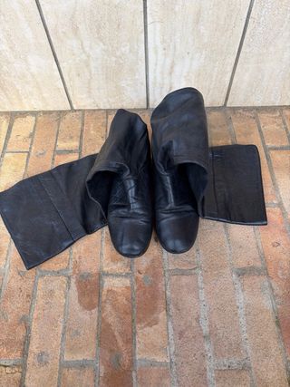 Stivali alti in pelle neri