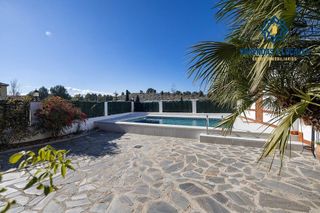 Chalet en venta en Alhendín