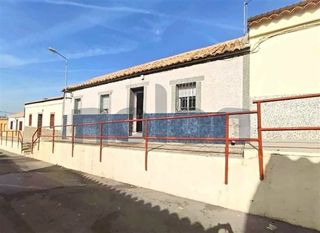 Casa adosada en venta en Las Mercedes - El Cármen en Puertollano
