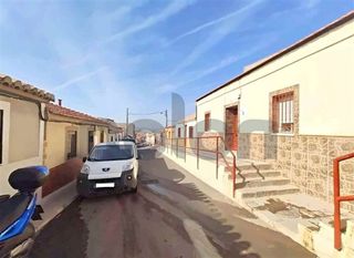Casa adosada en venta en Las Mercedes - El Cármen en Puertollano