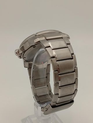 RELOJ CITIZEN J810 TITANIUM NEGRO Y ROJO