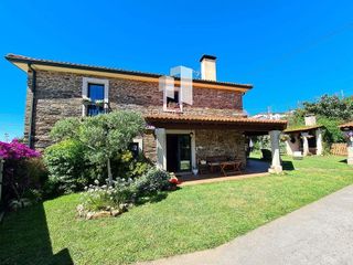 Chalet en venta en Fene