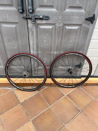 Llantas Mavic Carretera