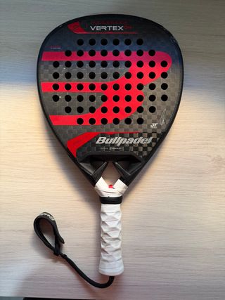 Pala Bullpadel Vertex 04