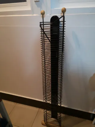 Estantería porta CDs metal y madera