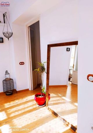 Piso en venta en Centro Histórico - Plaza España en Cádiz