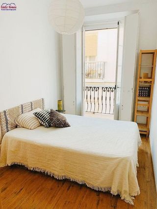 Piso en venta en Centro Histórico - Plaza España en Cádiz