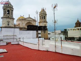 Piso en venta en Centro Histórico - Plaza España en Cádiz