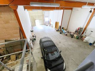Nave industrial en venta en Cabra