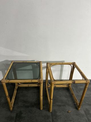 Tavolini in vimini con piano in vetro