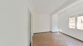 Piso en venta en El Raval - Portes Encarnades en Elche