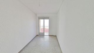 Piso en venta en Carrús Est - Camí dels Magros en Elche