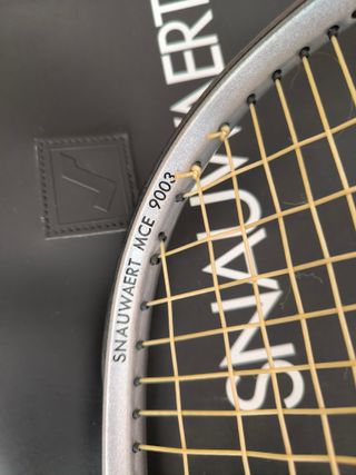 Raqueta Snauwaert MCE 9003 con funda