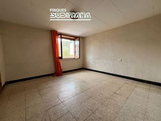 Chalet en venta en Òdena