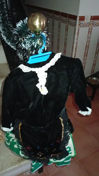 Traje Regional Extremeño Niña