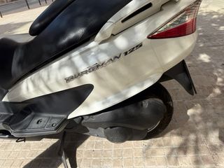 Suzuki Burgman 125cc Blanca