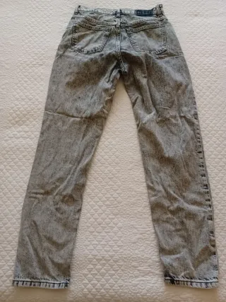 Pantalón vaquero niña Mango desgastado