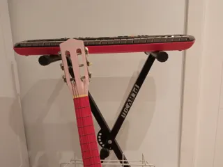 Teclado y Guitarra Infantil Rosa