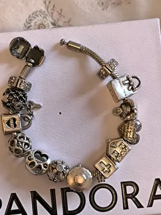Pulsera Pandora Plata con Dijes