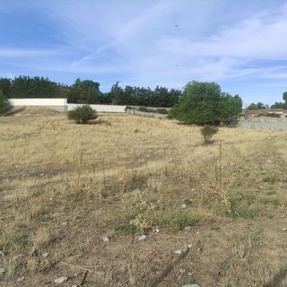 Terreno en venta en Universidad en Ávila