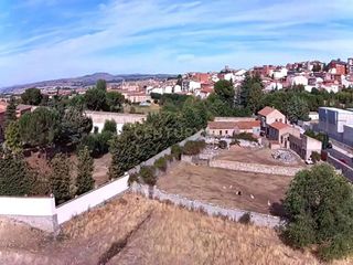 Terreno en venta en Universidad en Ávila