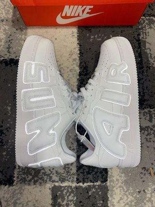 Nike Air Force 1 Supreme Gris Blanco