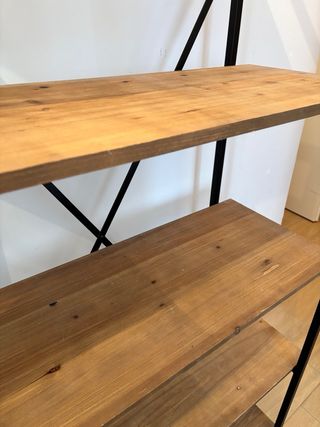 Scaffale stile industriale in abete e metallo