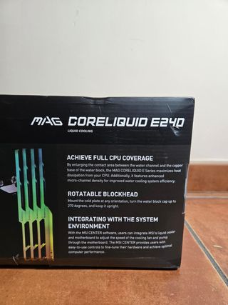 MSI MAG CoreLiquid E240 Refrigeración Líquida