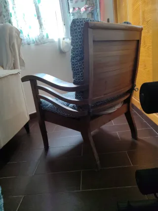 Sillón de Teca con Cojín Azul