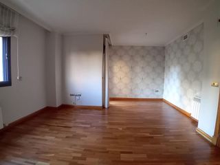 Piso en venta en Huerta de la Reina - Trassierra en Córdoba