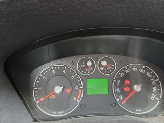 Ford Fusion 2007 única propietaria mi esposa.