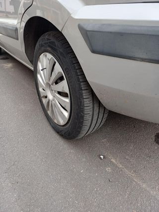 Ford Fusion 2007 única propietaria mi esposa.