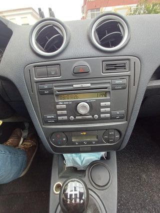 Ford Fusion 2007 única propietaria mi esposa.