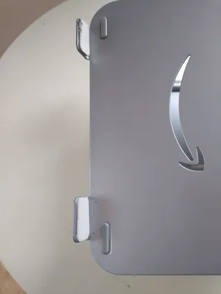 Soporte Portátil Amazon Basics Gris