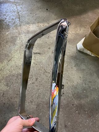 22 molduras Faro Cromadas Peugeot 505