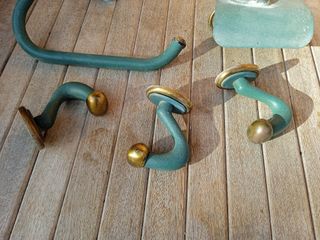 LOTE COLGADORES / ACCESORES DE BAÑO