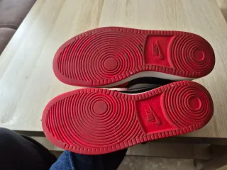 Nike Talla 42 Roja y Blanca