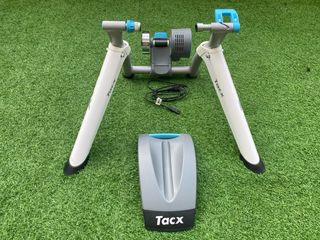 Rodillo Tacx Flow Smart