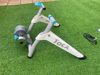Rodillo Tacx Flow Smart