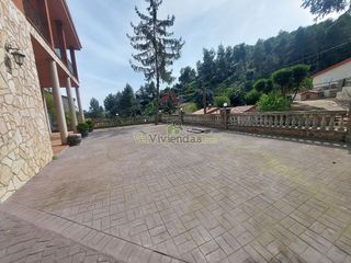 Chalet en venta en Vallirana