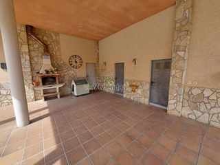 Chalet en venta en Vallirana