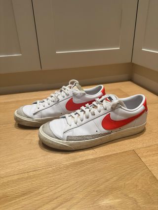 Nike Blazer Low Blancas Rojas Talla 43