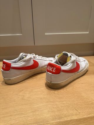 Nike Blazer Low Blancas Rojas Talla 43