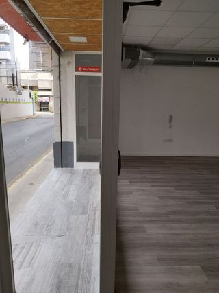 Local comercial en alquiler en Riba-roja de Túria