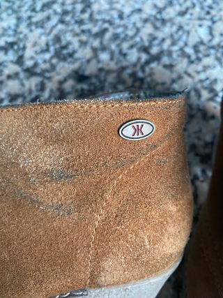 Botines de piel marrones