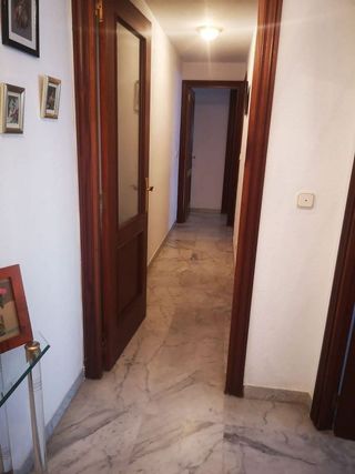 Piso en alquiler en La Buhaira en Sevilla