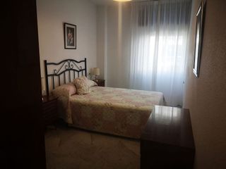 Piso en alquiler en La Buhaira en Sevilla