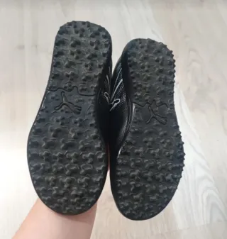 Botas de fútbol Puma niño Talla 28